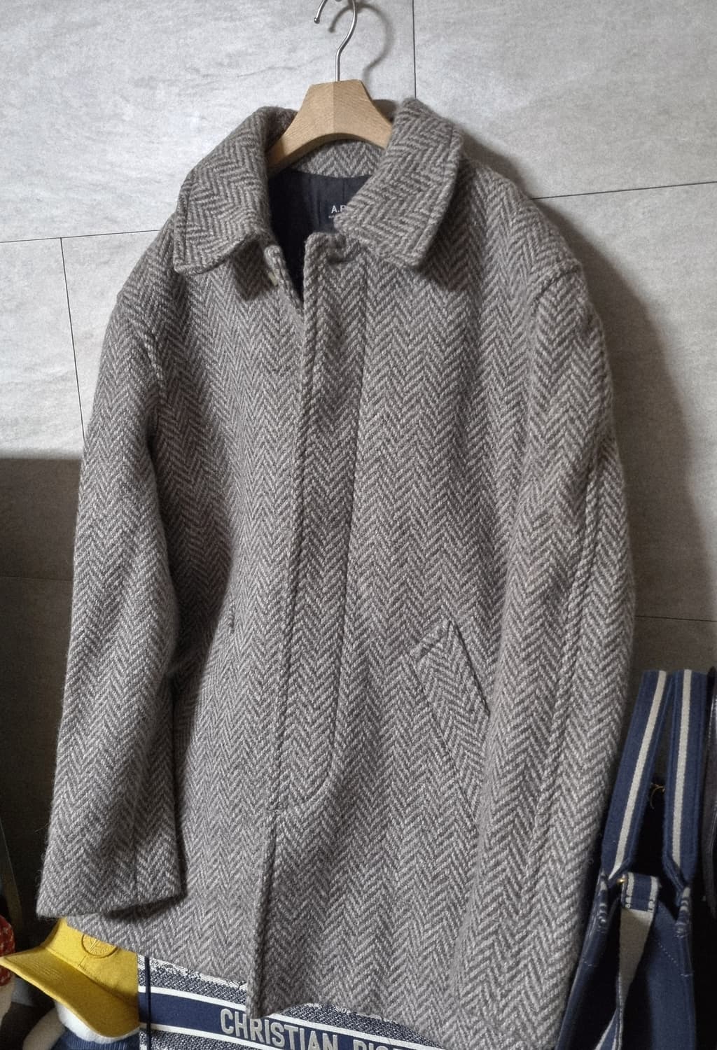 정품) APC  아페쎄   헤링본   반코트  상품이미지2