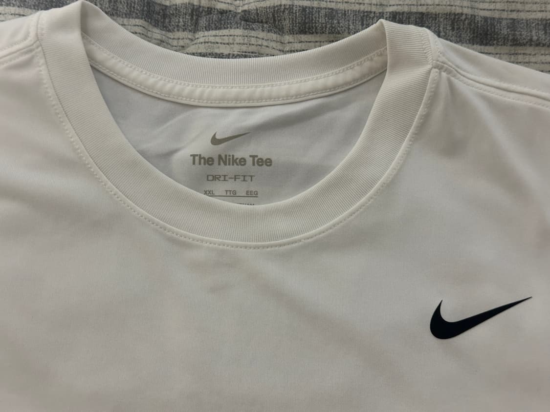 [2XL] 나이키 드라이핏 레전드 슬리브리스 피트니스 티셔츠 화이트 나시 상품이미지3