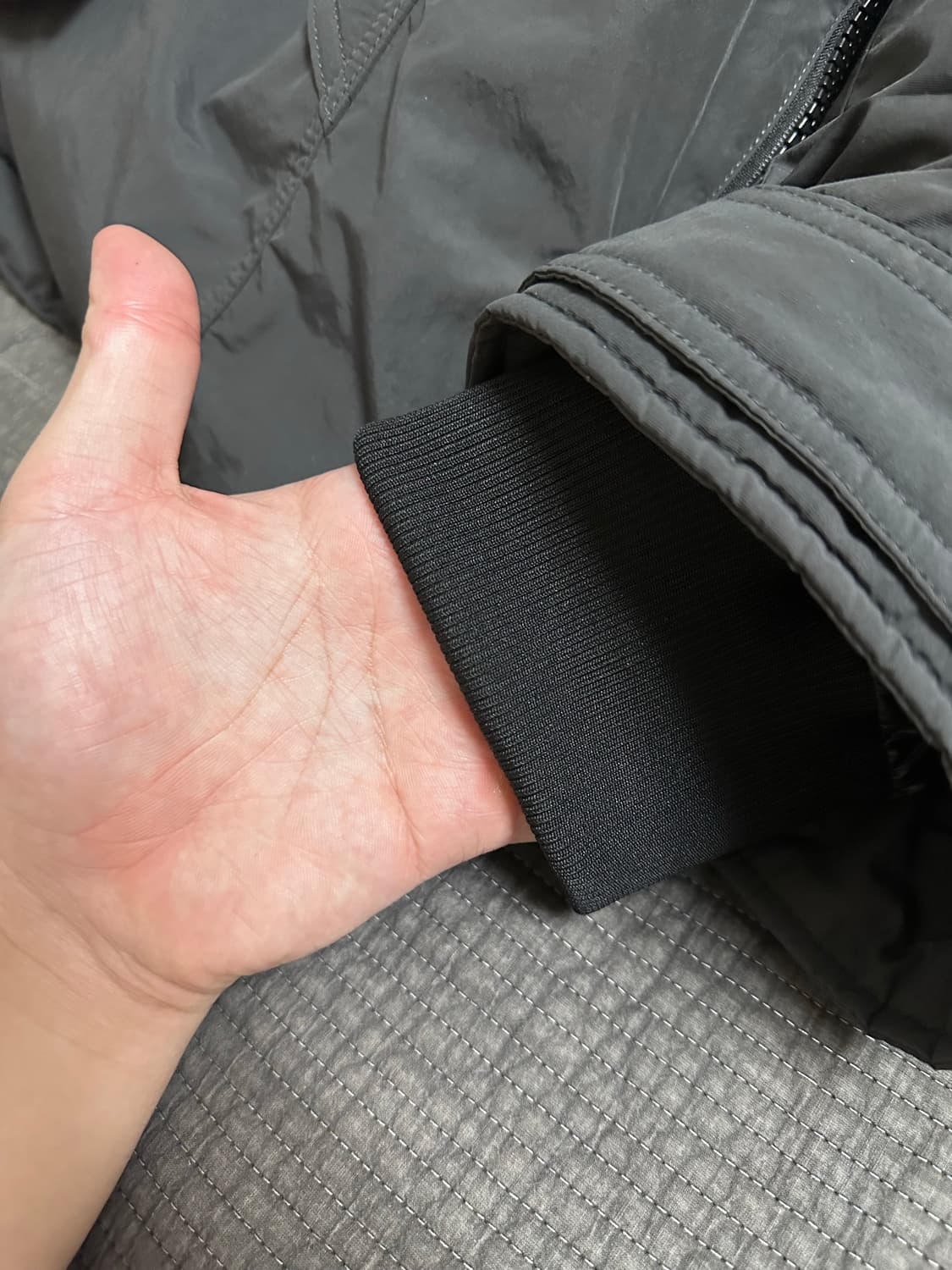 [52] JUUN.J 23FW 미드렝스 패딩 - 그레이 52 판매합니다. 상품이미지5