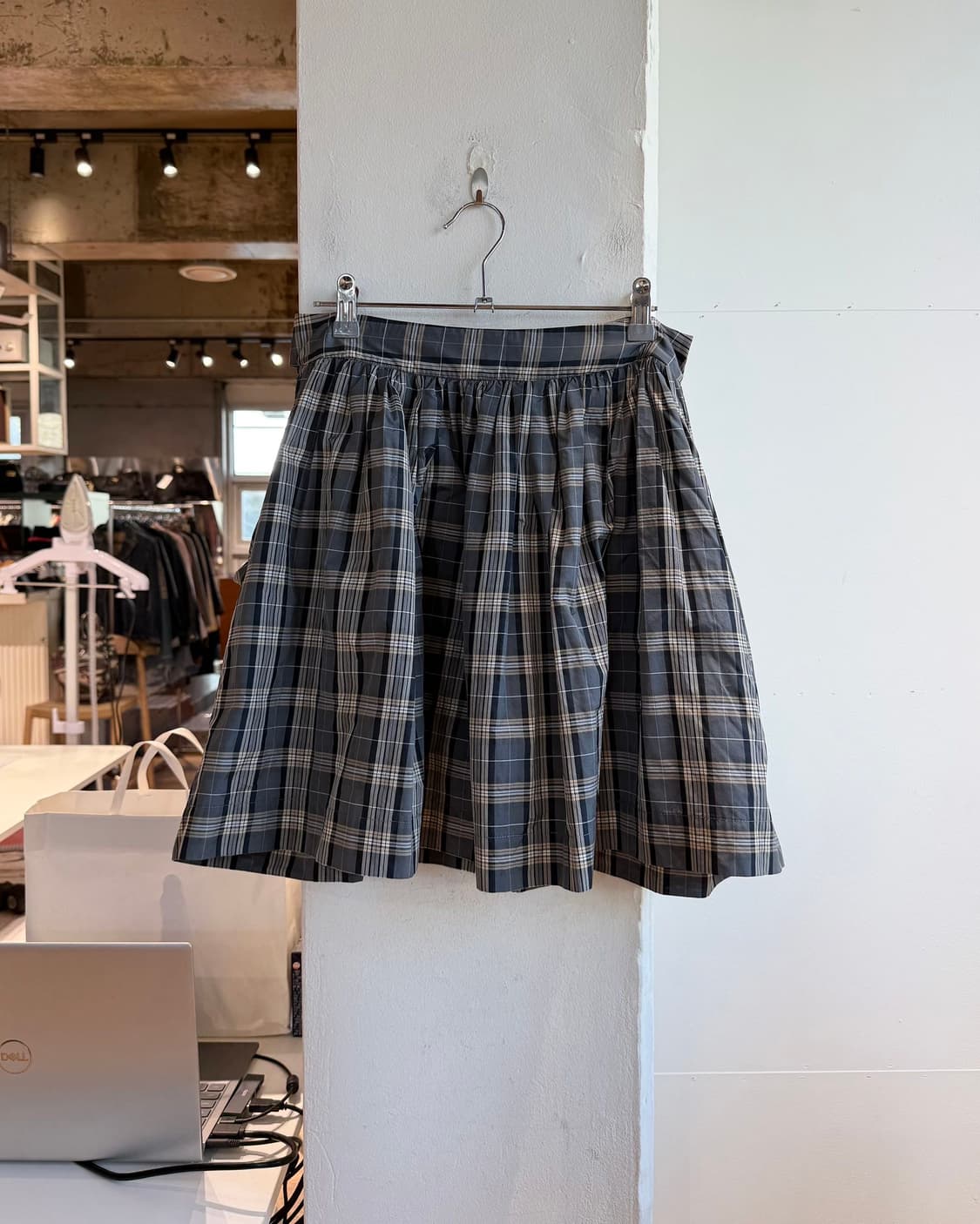 비비안웨스트우드 블랙 체크 폴리에스터 미니스커트  상품이미지5