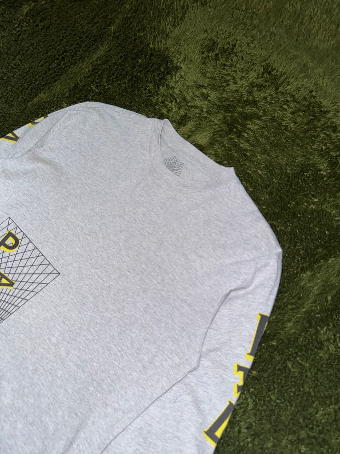 [M] Palace 팔라스 19ss Griddle 그래픽 롱슬리브 그레이 상품이미지2
