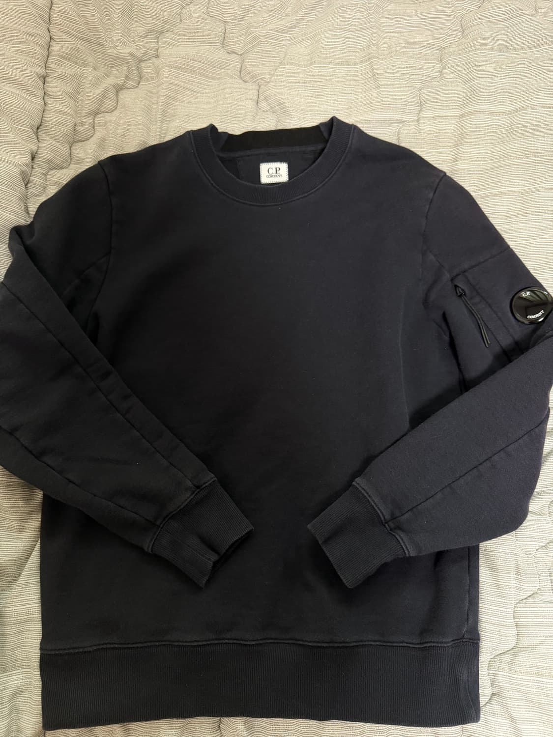 씨피 컴퍼니 cp컴퍼니 맨투맨 M 상품이미지1