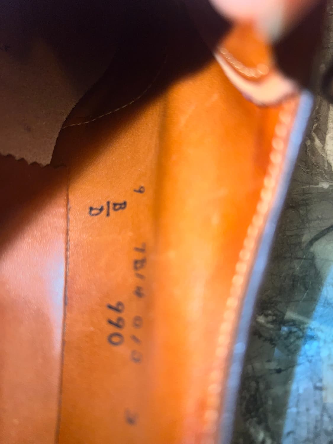 알든 코도반 990 9d(버건디) 상품이미지5