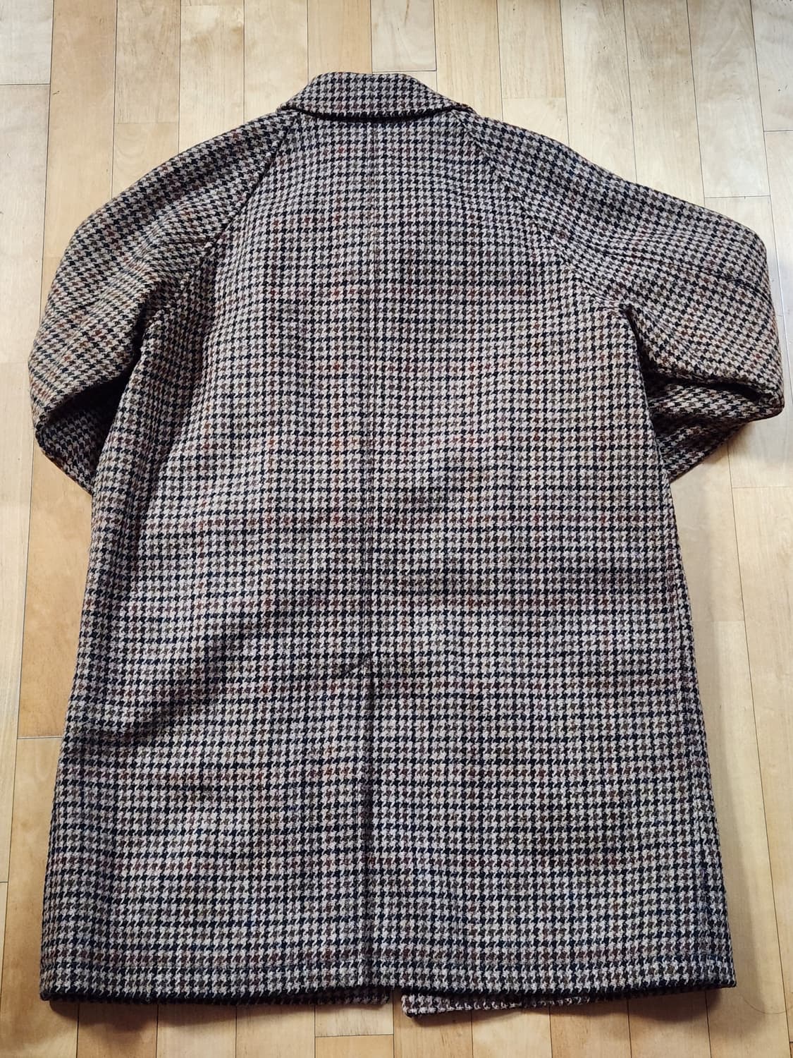 빔즈플러스 해리스트위드 발마칸 XL 팝니다. 상품이미지4