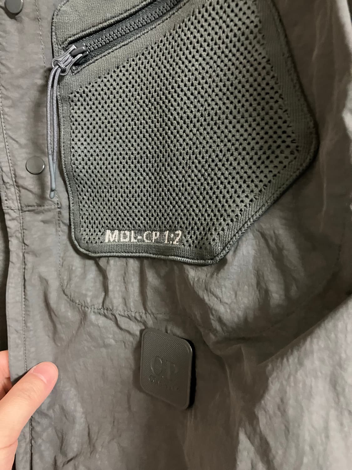 [새상품] CP컴퍼니 메트로폴리스 FLATT나일론 오버셔츠 S 상품이미지5