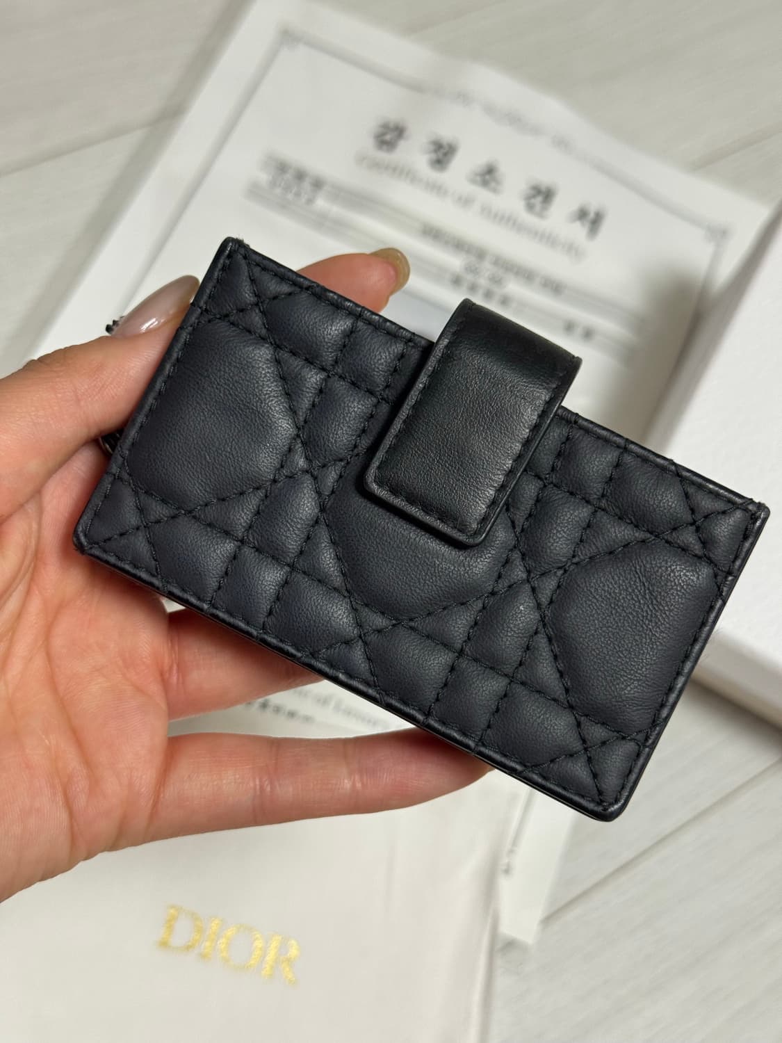 디올 레이디 블랙무광 아코디언 카드지갑 상품이미지2
