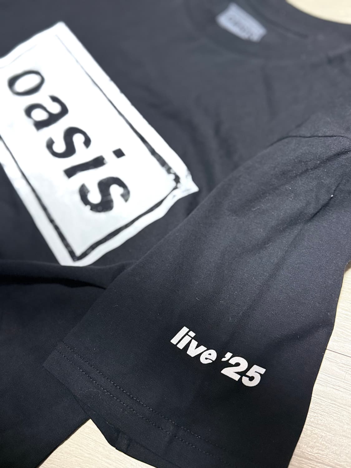 공식 오아시스 라이브25 로고 티셔츠 상품이미지4