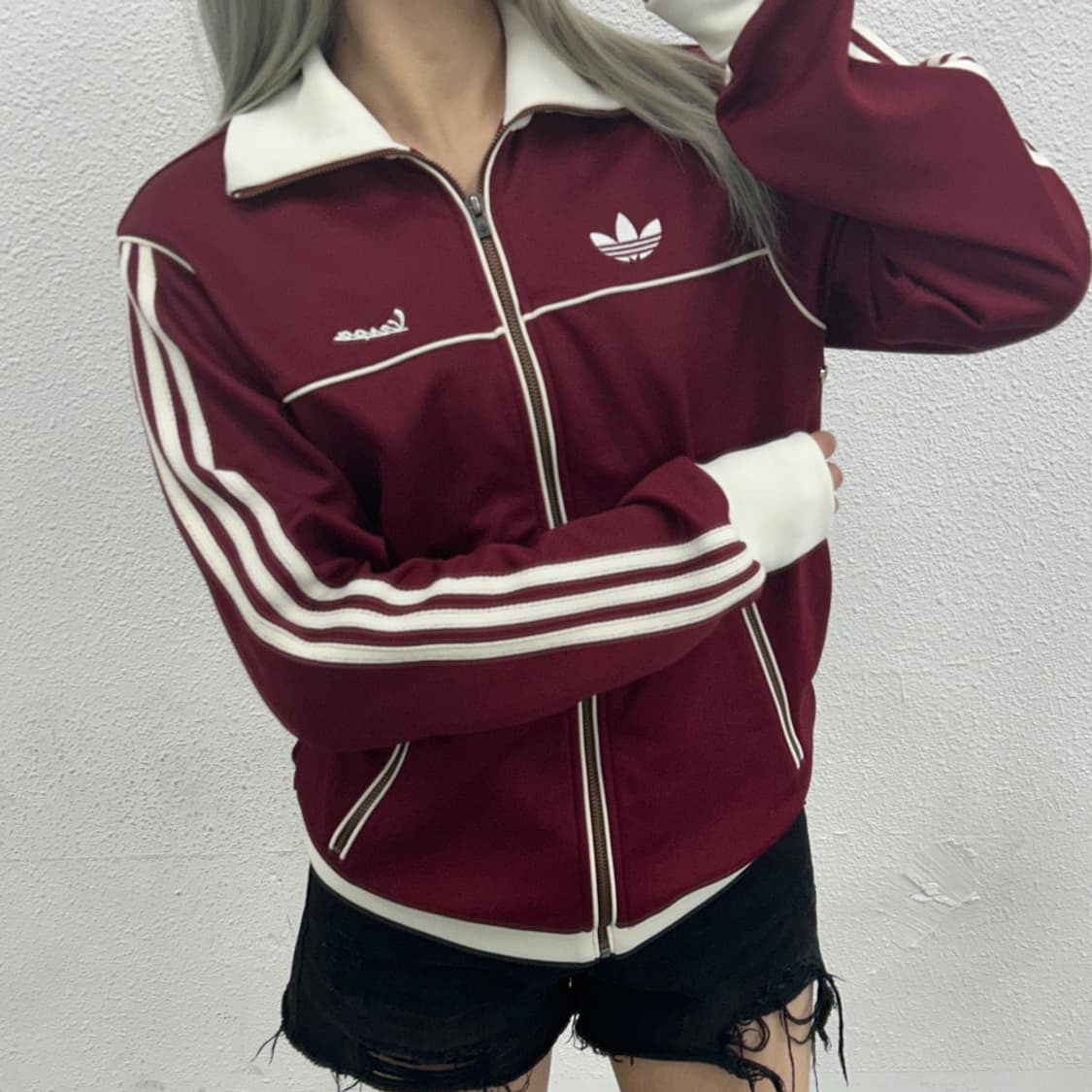 아디다스 x 베스파 화이트배색 버건디 트랙탑 100 상품이미지2
