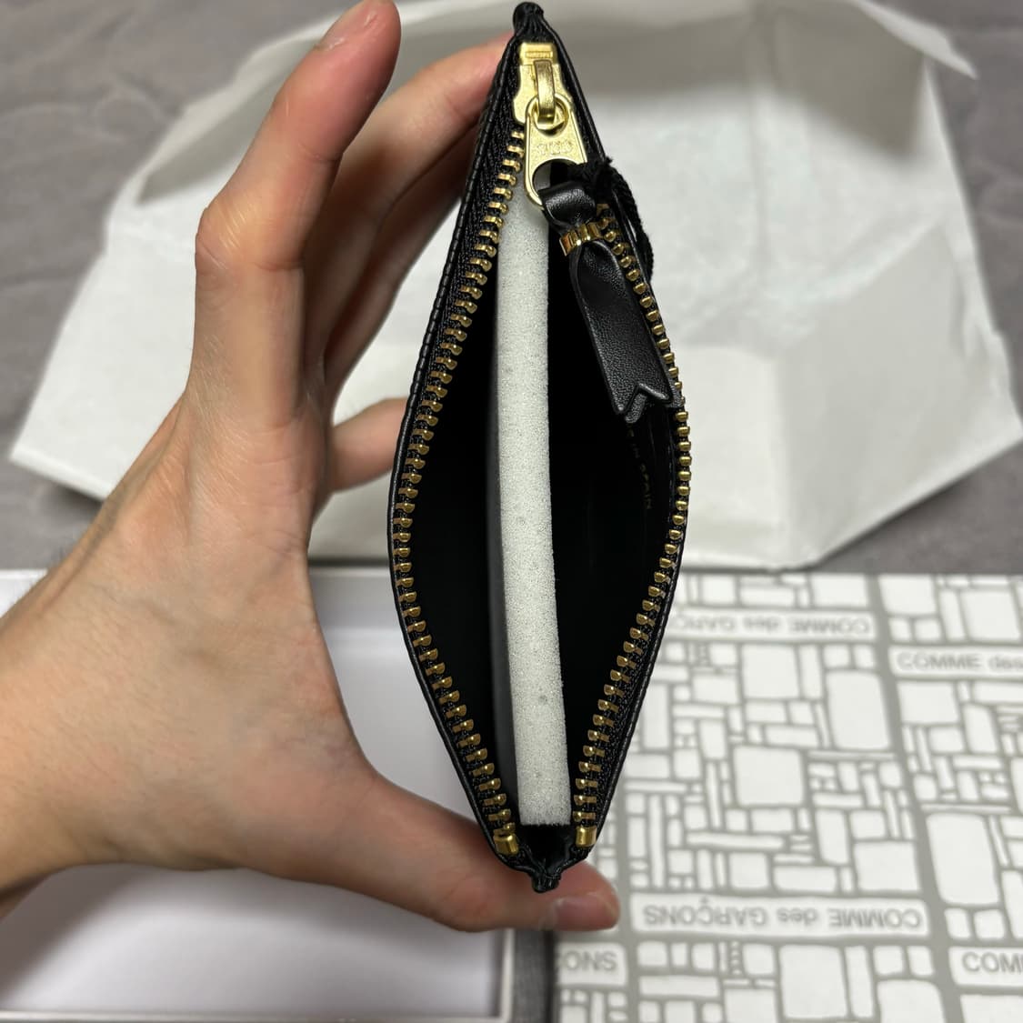 [새상품] 꼼데가르송 월렛 인터섹션 블랙 반지갑 상품이미지4