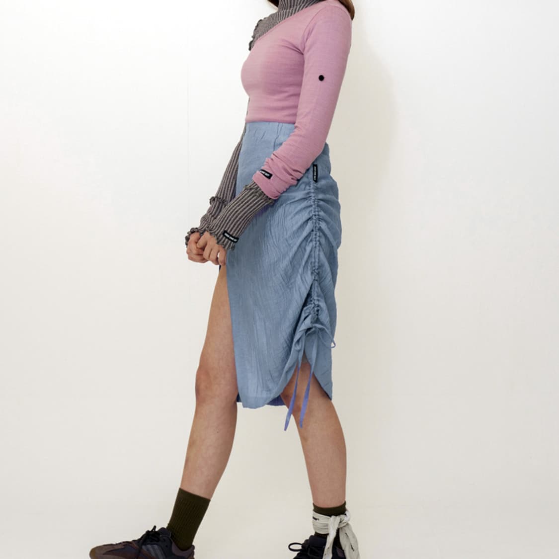 오드원아웃(odd one out) 플래트 스트링스커트 55-66 새상품 상품이미지3