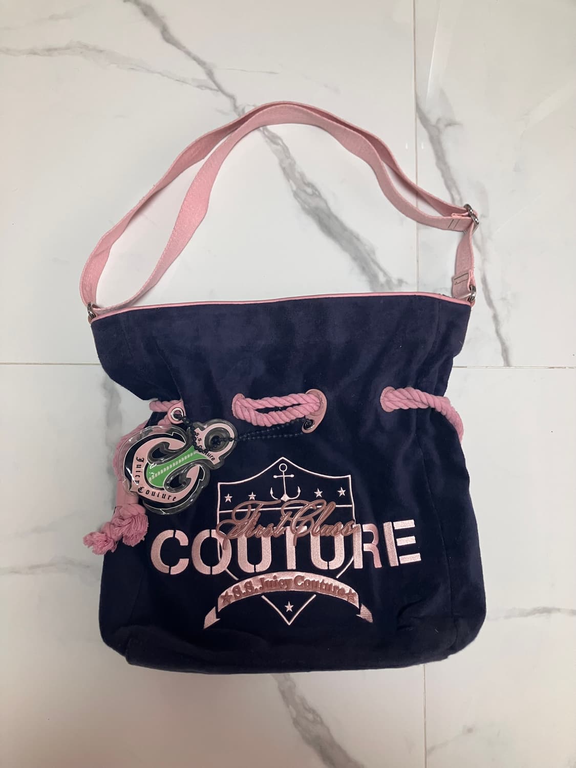 y2k 쥬시 꾸뛰르 juicy couture 숄더백 크로스백 벨루어 비치 상품이미지1