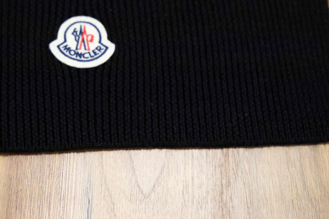 몽클레어 로고패치 리브 니트 머플러 상품이미지5