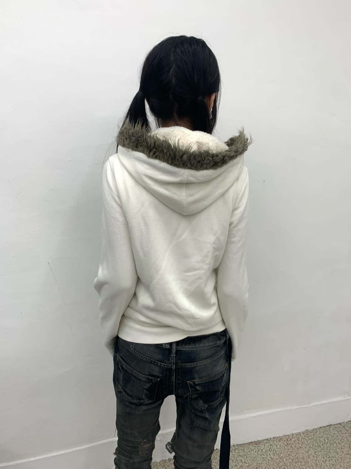 Guess 00s wolfjo hoodie   상품이미지4