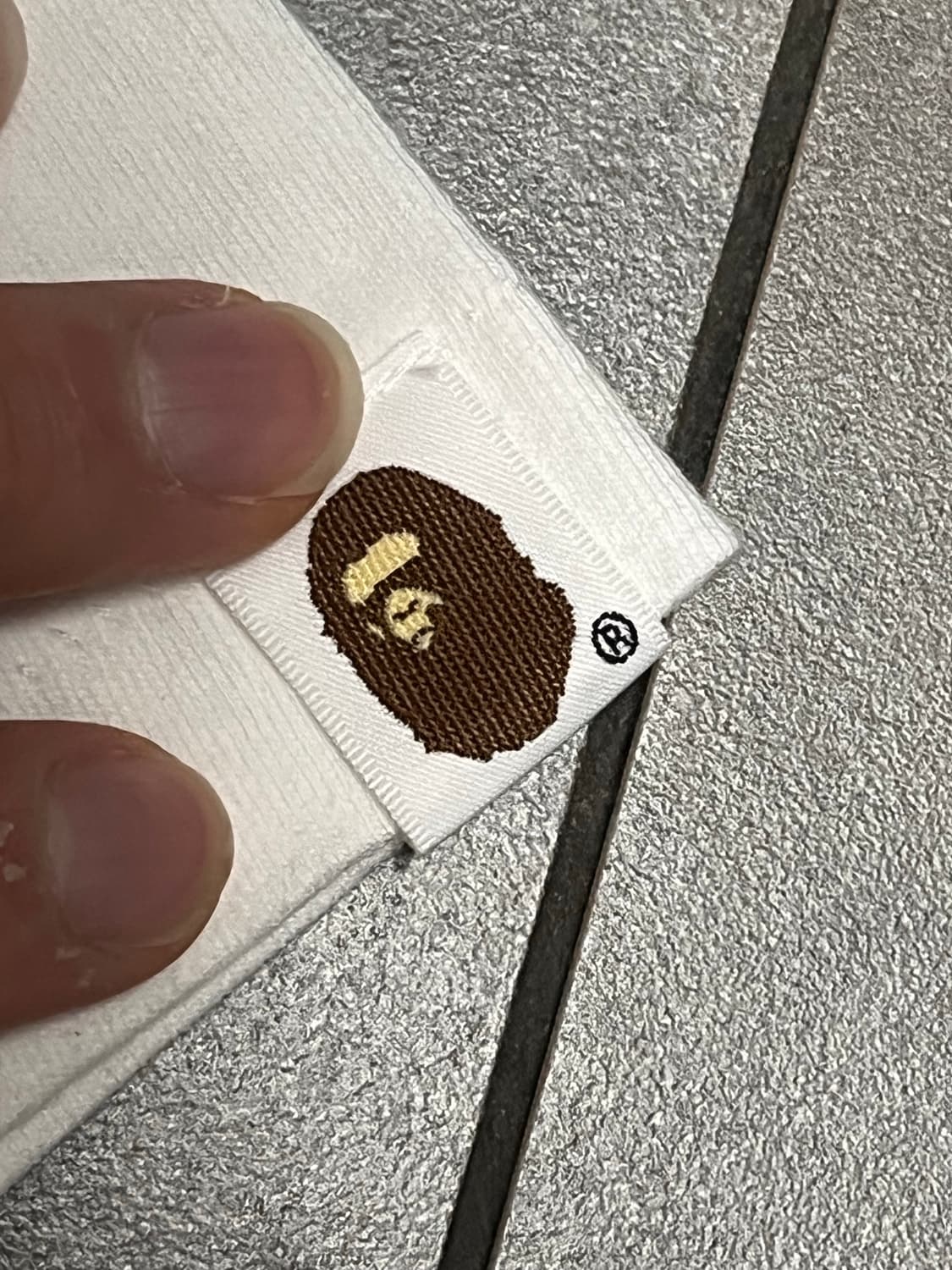 새상품급) 1회착 베이프 카타카나 반팔 상품이미지2