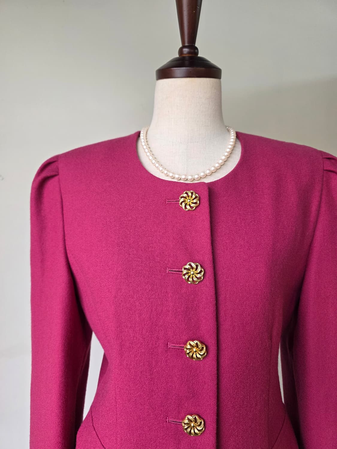 핫핑크 금장 버튼 셋업 상품이미지2