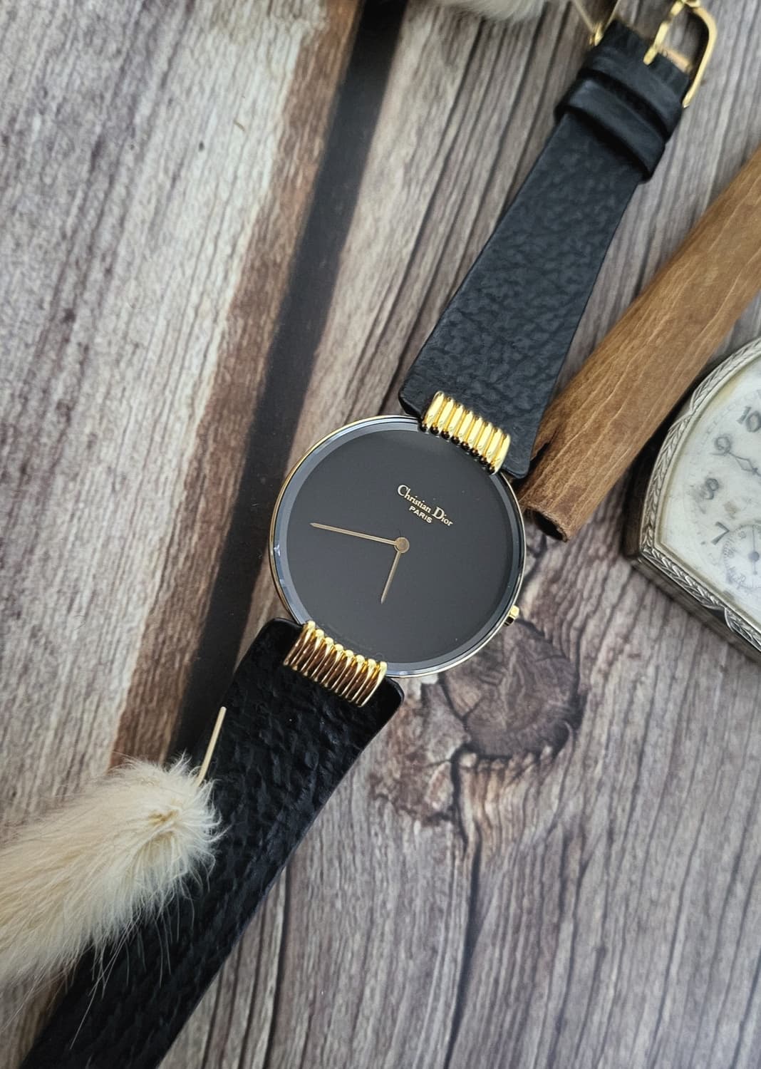 [연말세일]정품 크리스찬디올 블랙문 골드 쿼츠시계[정품 박스포함] 상품이미지6