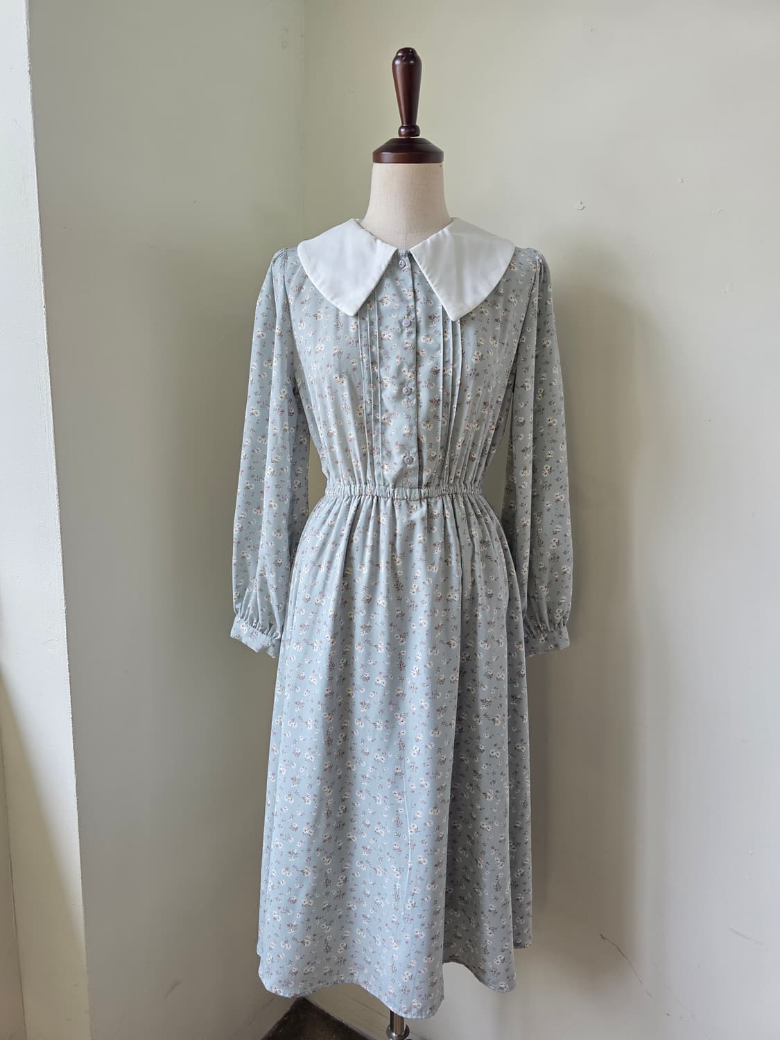 플라워 핀턱 빅카라 원피스 상품이미지2