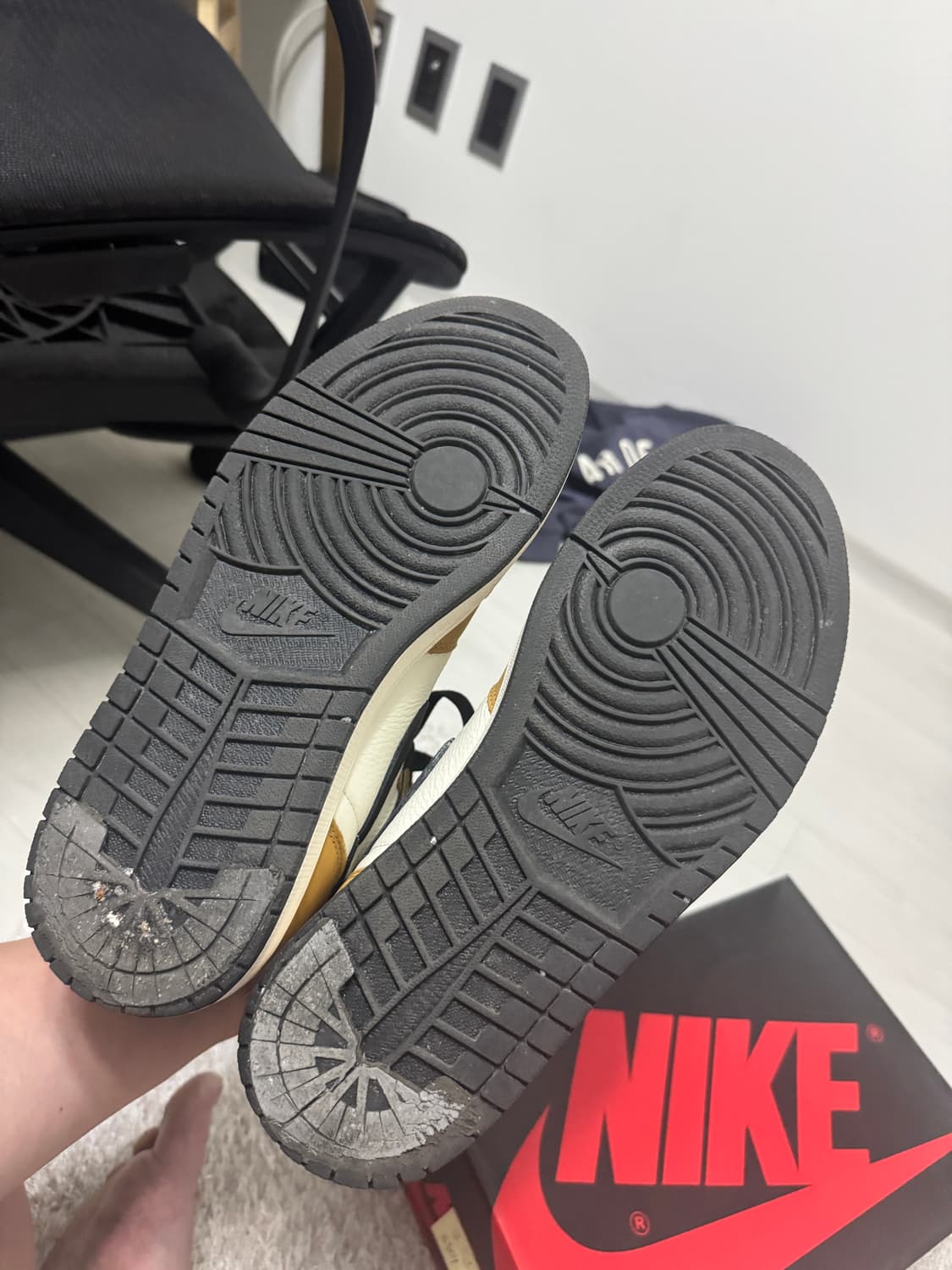 [270] 조던 1 하이 루키 오브 더 이어 상품이미지7