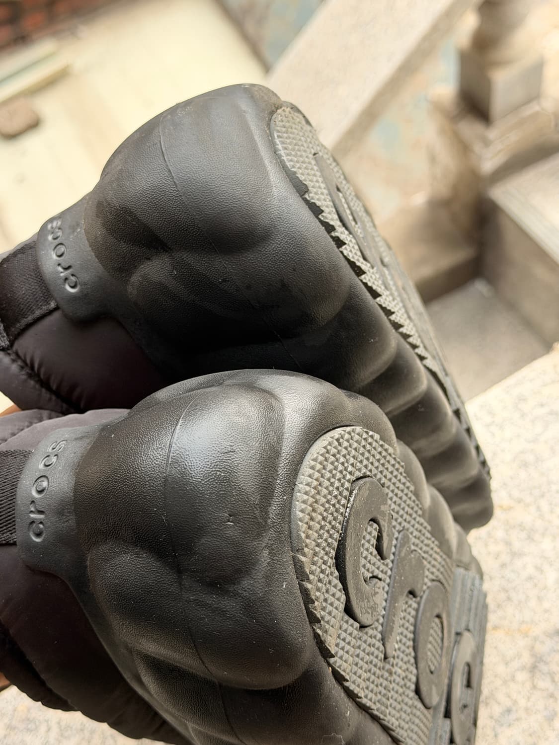 크록스 오버퍼프 쇼티 블랙 260 상품이미지2