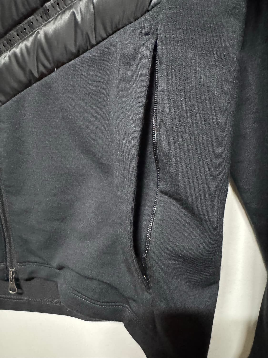 M 나이키 에어로로프트 하니브리드 자켓 상품이미지4