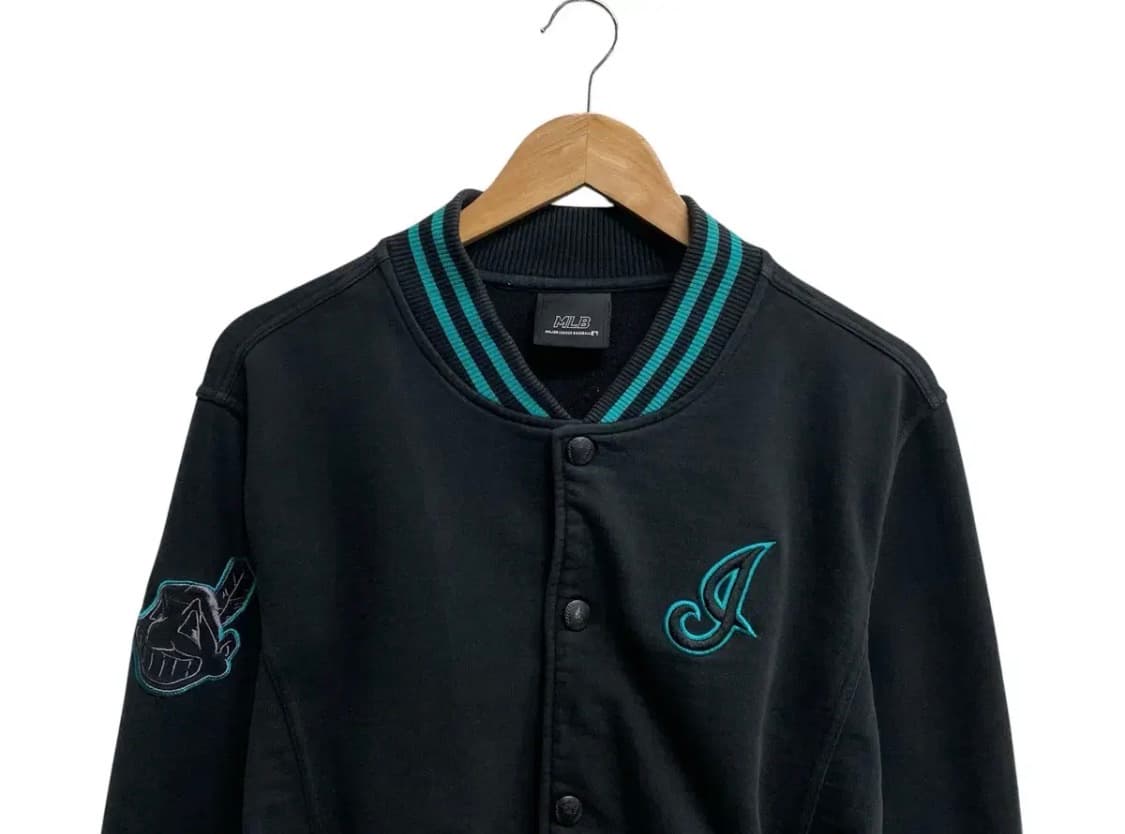 MLB 바시티 스타디움 크롭 점퍼 S 상품이미지3