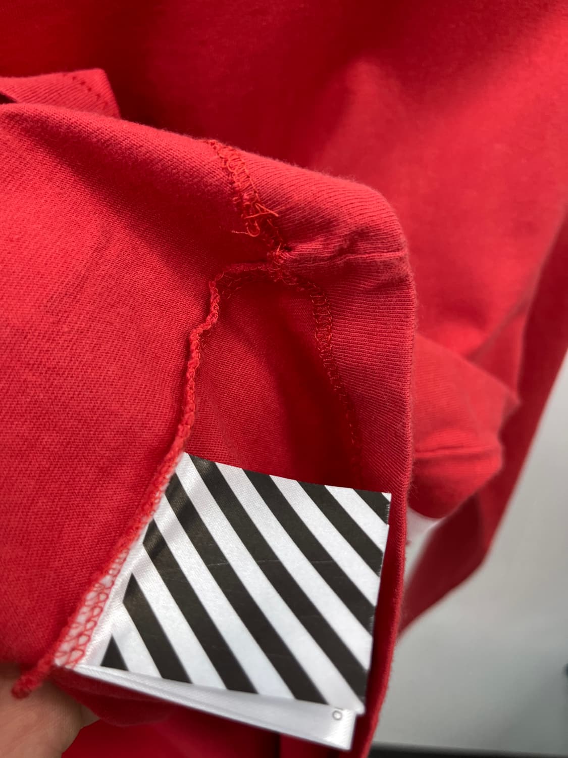 여) 오프화이트 에로우 롱슬리브  상품이미지6