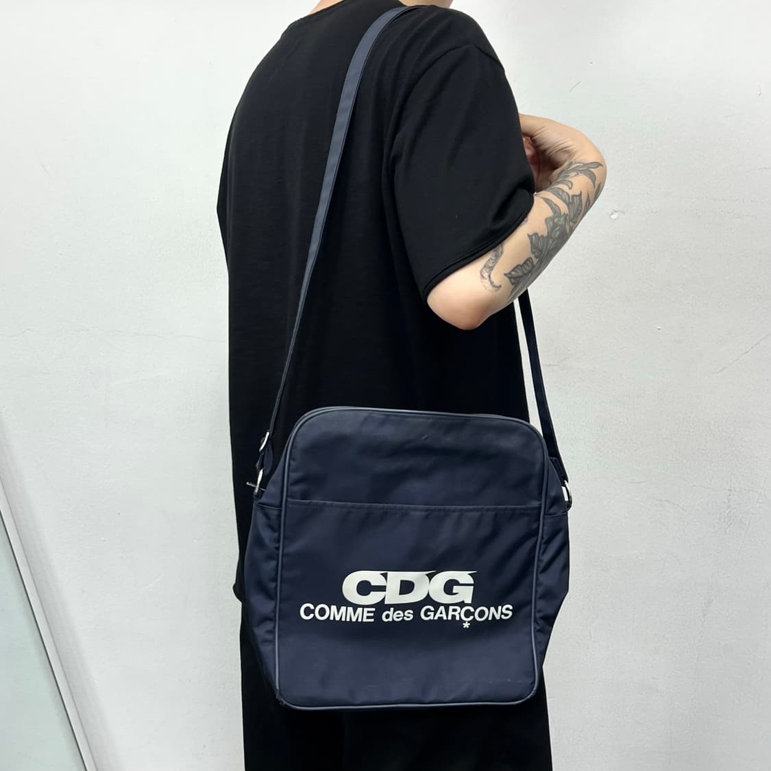 꼼데가르송 CDG 디자인샵 크로스백 상품이미지2