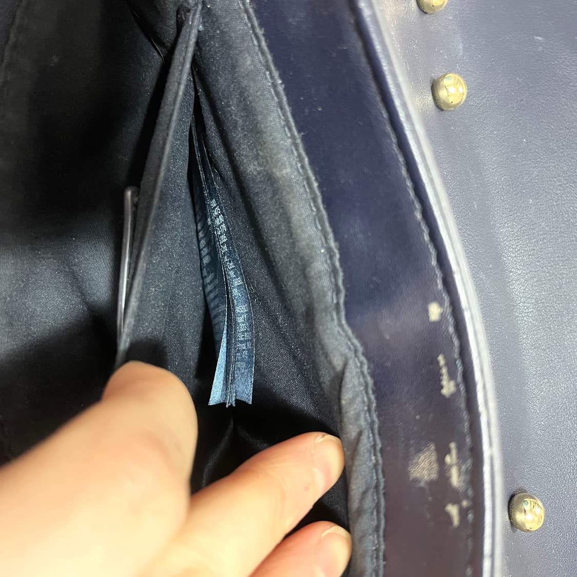 타미힐피거 네이비 미니 크로스백  상품이미지7