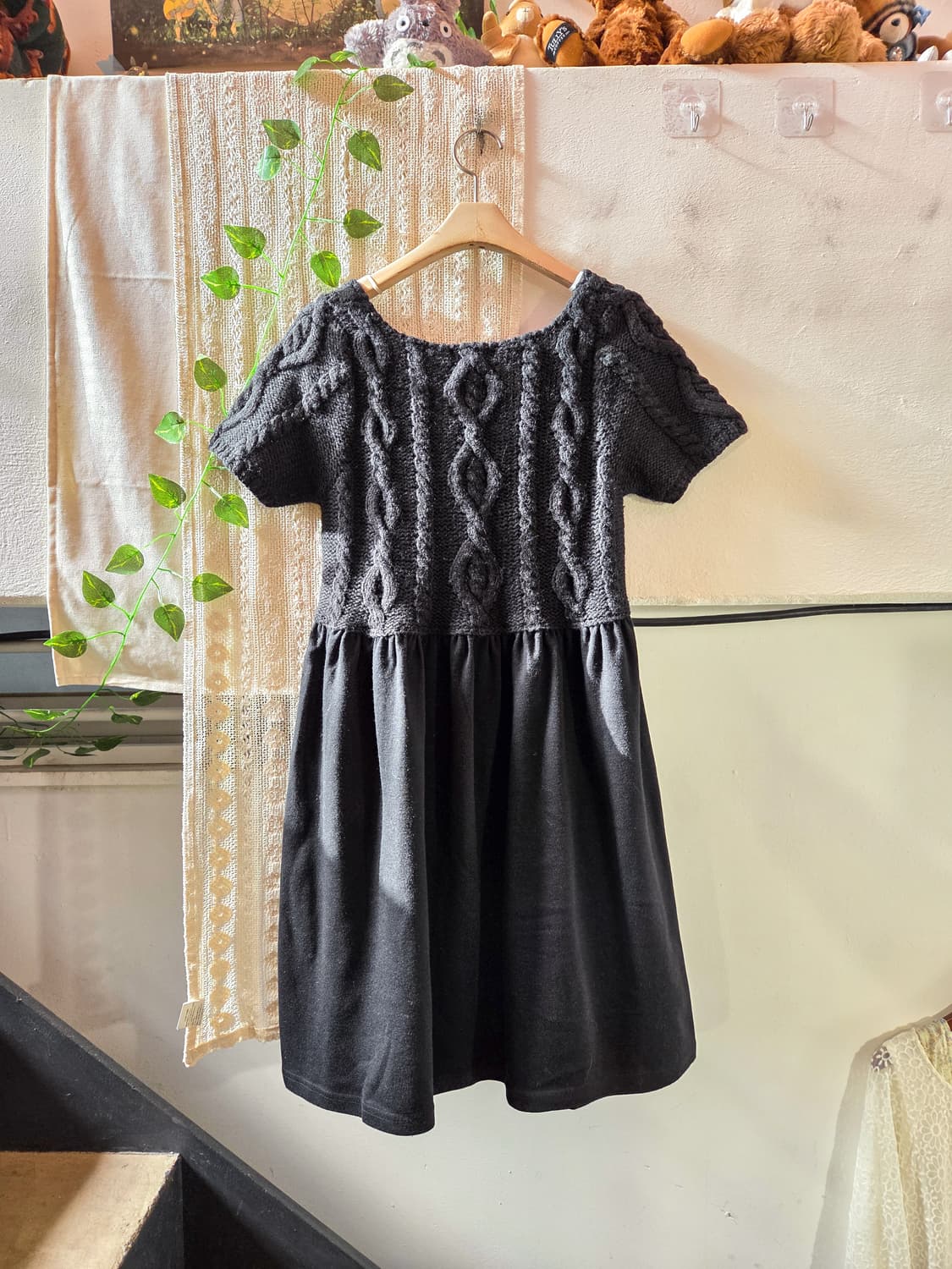 블랙 니트 반팔 원피스 상품이미지4