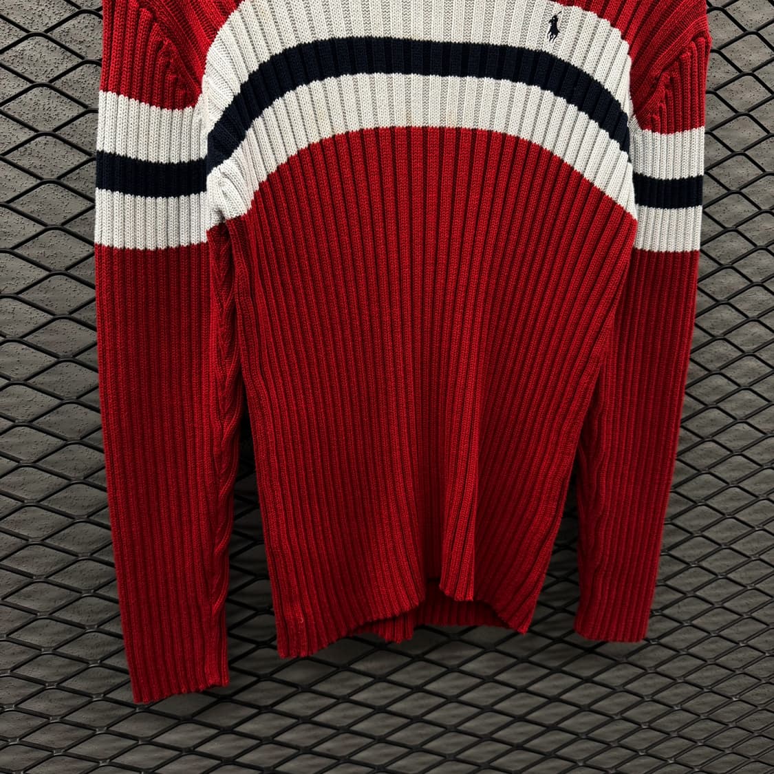 폴로 랄프로렌 스트라이프 하프집업 니트 리브드 코튼 컬러라인 디테일 레드 상품이미지5