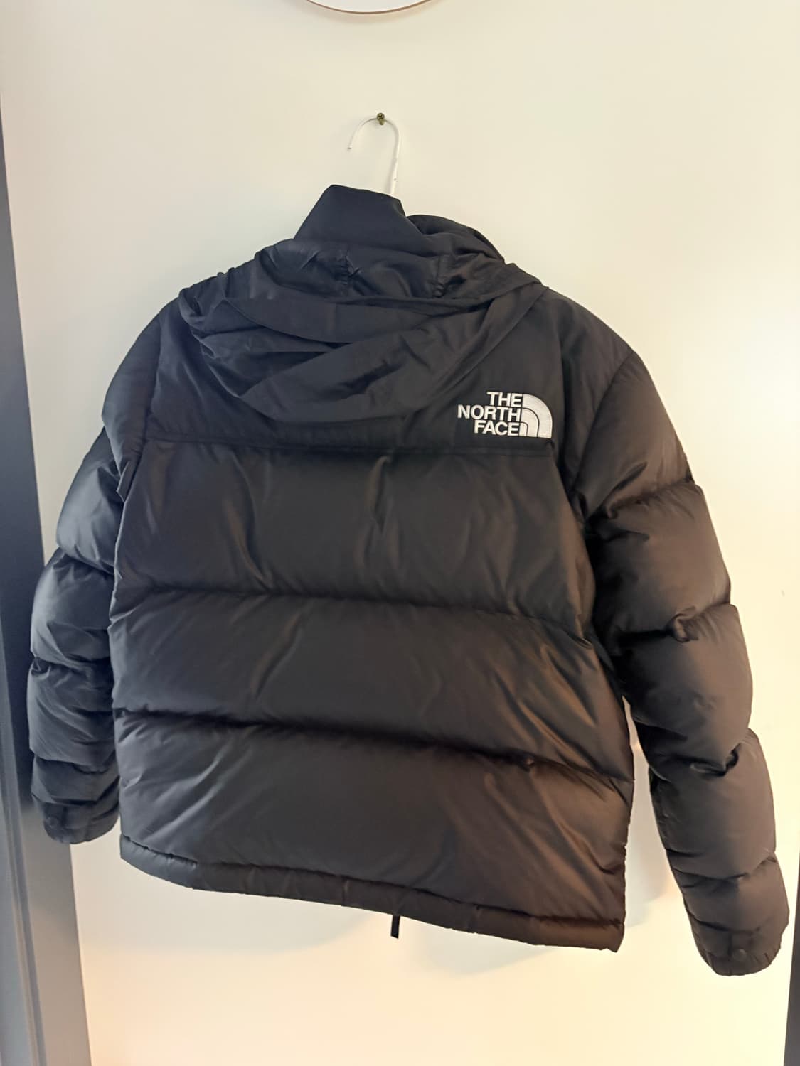 노스페이스 눕시 패딩 블랙 색상 M(90) 상품이미지7
