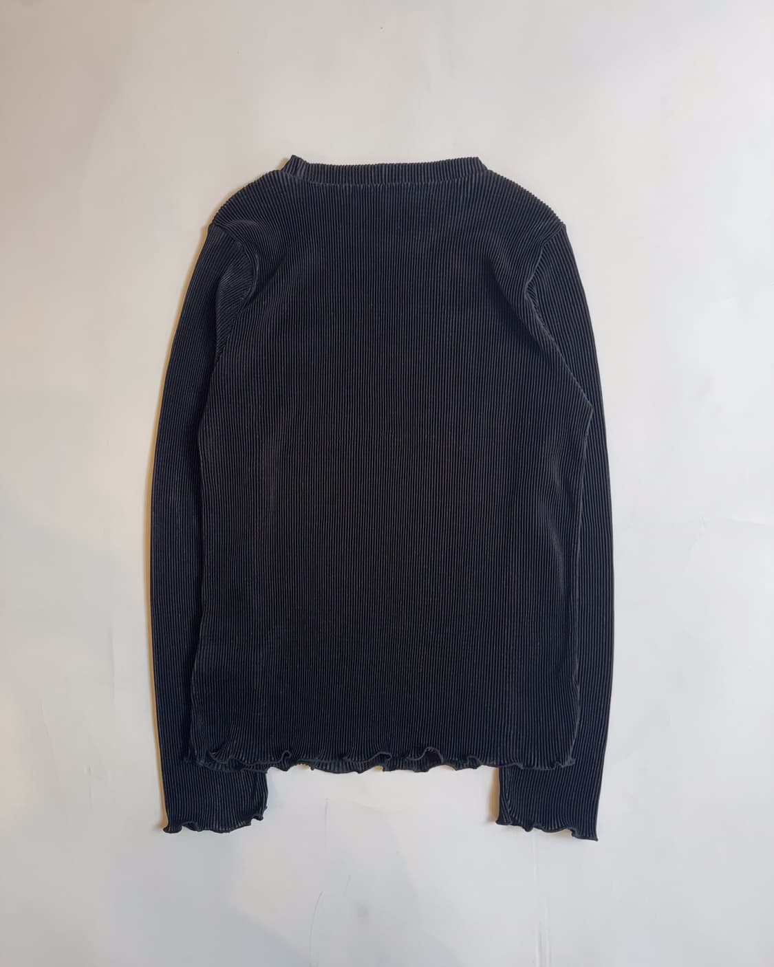 Black Pleated Long Sleeve Top  상품이미지4