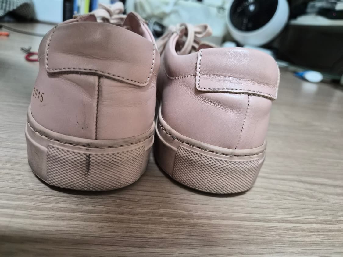 커먼프로젝트 아킬레스로우 딸기우유 38 상품이미지4