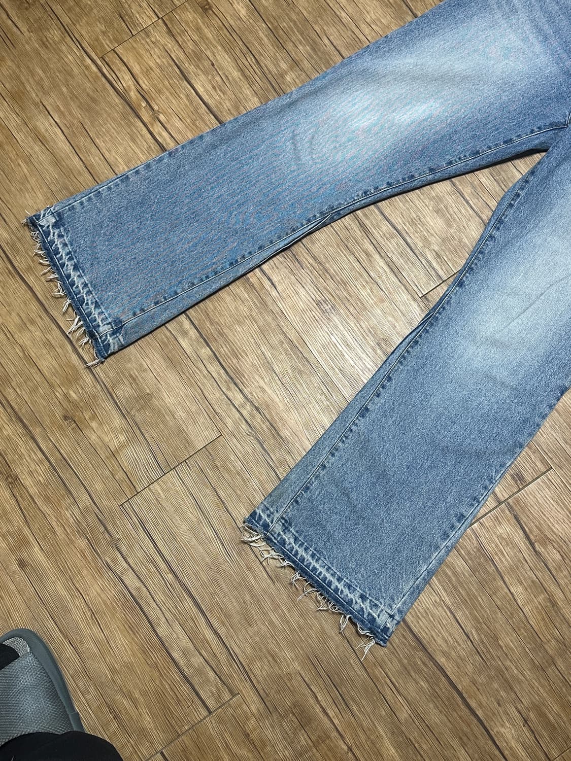 24fw 토니웩 플레어 데님 부츠컷 데님 팬츠  상품이미지4