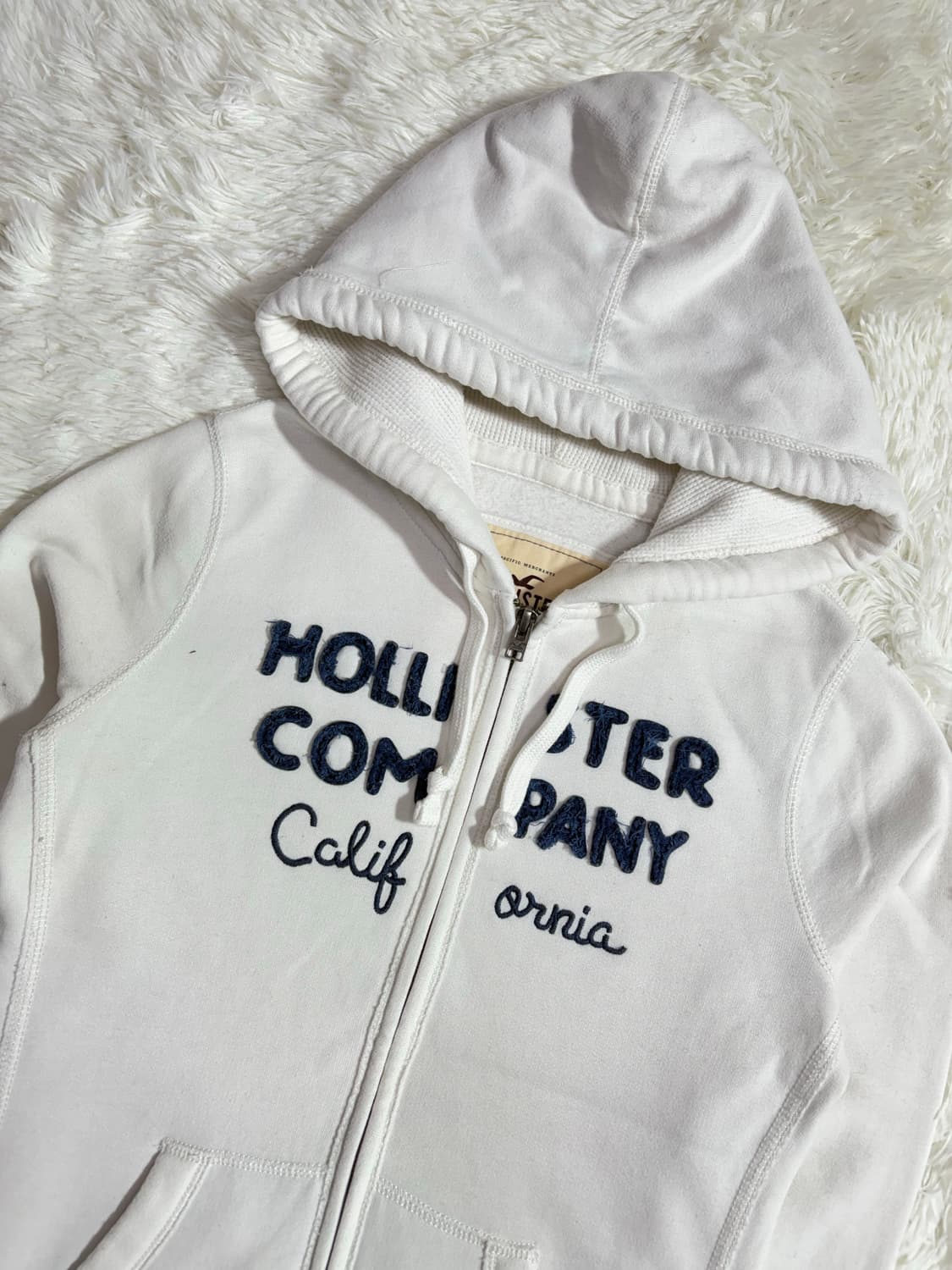 홀리스터 화이트 딱붙핏 후드집업  상품이미지4