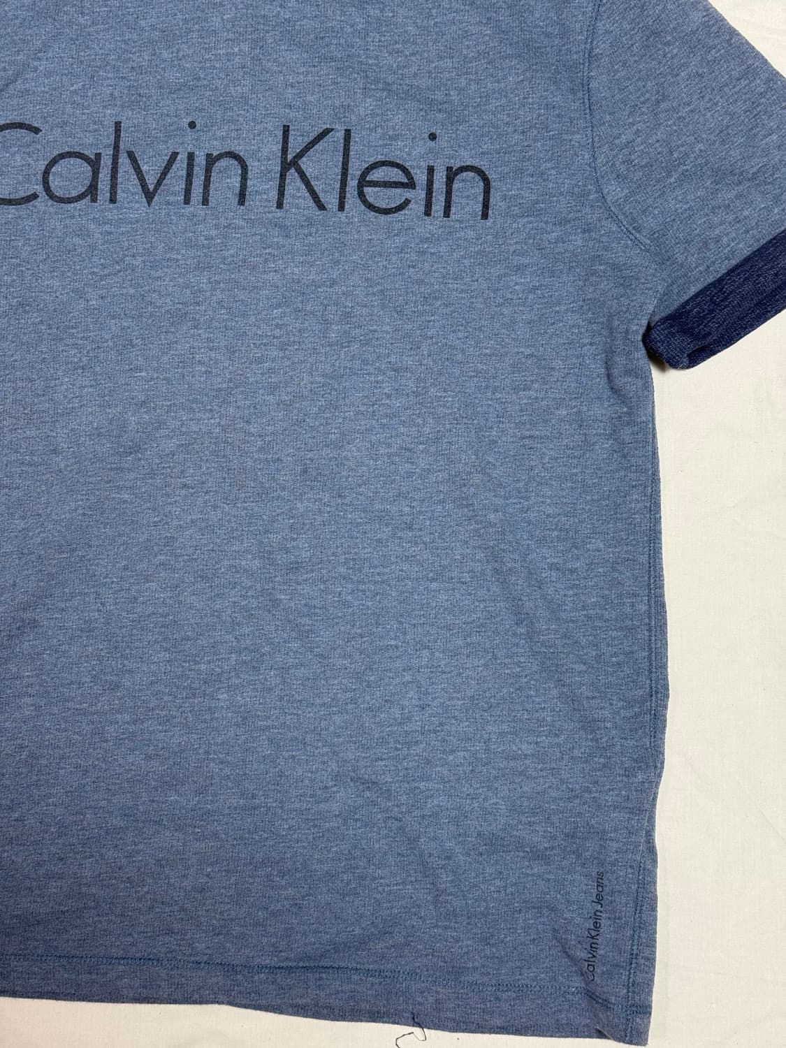 Calvin klein 반팔티 상품이미지2