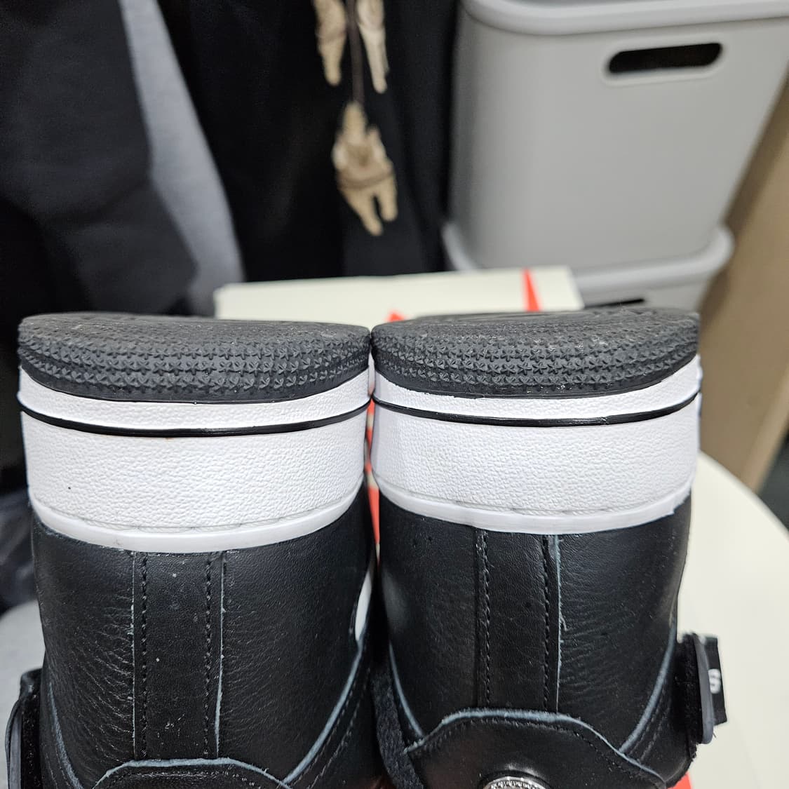 나이키 스투시 에어포스미드 블랙앤라이트본 285 상품이미지8