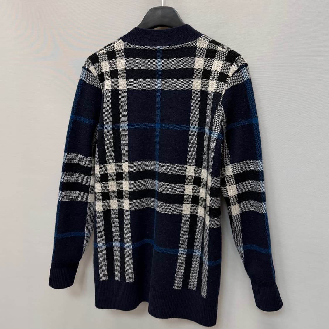 버버리 체크 울 캐시미어 오버사이즈 가디건 ( 95 ) 상품이미지5