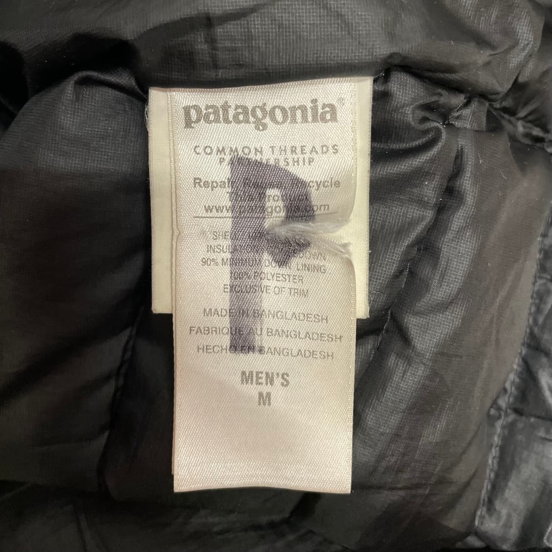 파타고니아 블랙 다운 스웨터 자켓 상품이미지7