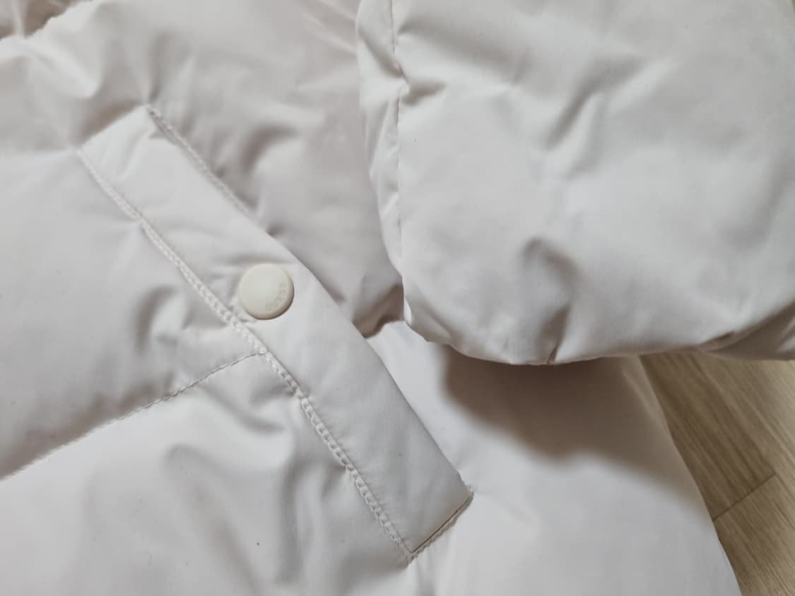 게스 아이보리 덕다운 푸퍼 상품이미지9