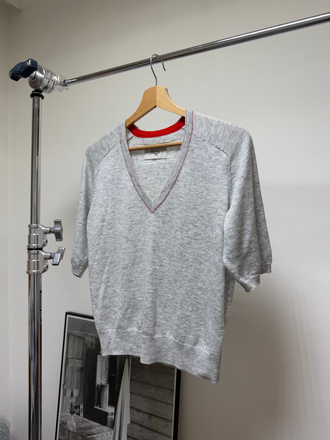 매기 Maggie 하프 슬리브 브이넥 여름 니트 상품이미지1