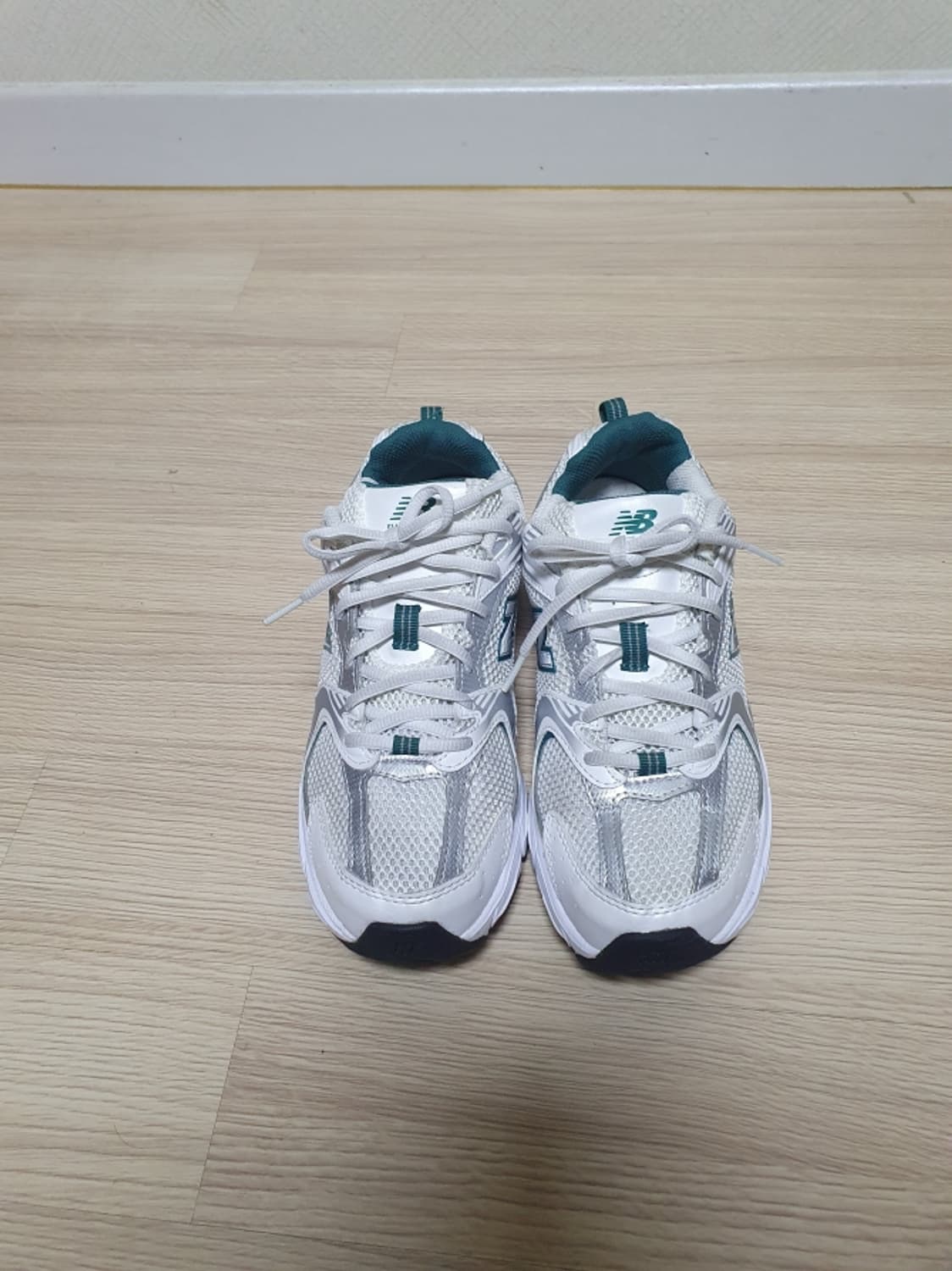 뉴발란스 530 화이트 그린 245 상품이미지3