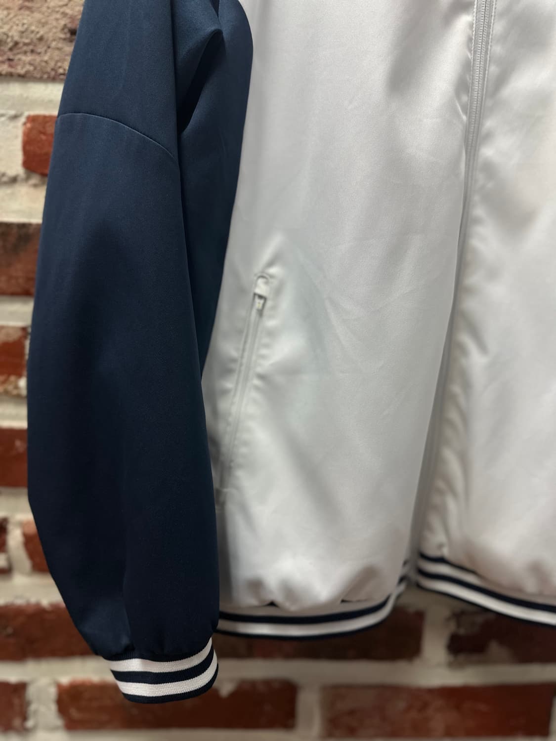 (XL)12-13 엄브로 맨체스터 시티 트랙 자켓 화이트&네이비 상품이미지4