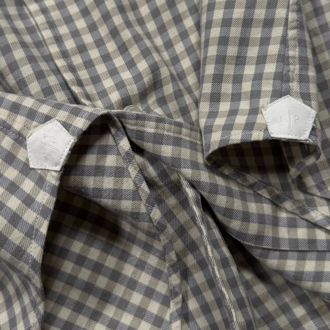 Loro Piana 로로 피아나 오픈 카라넥 체크 셔츠 상품이미지4