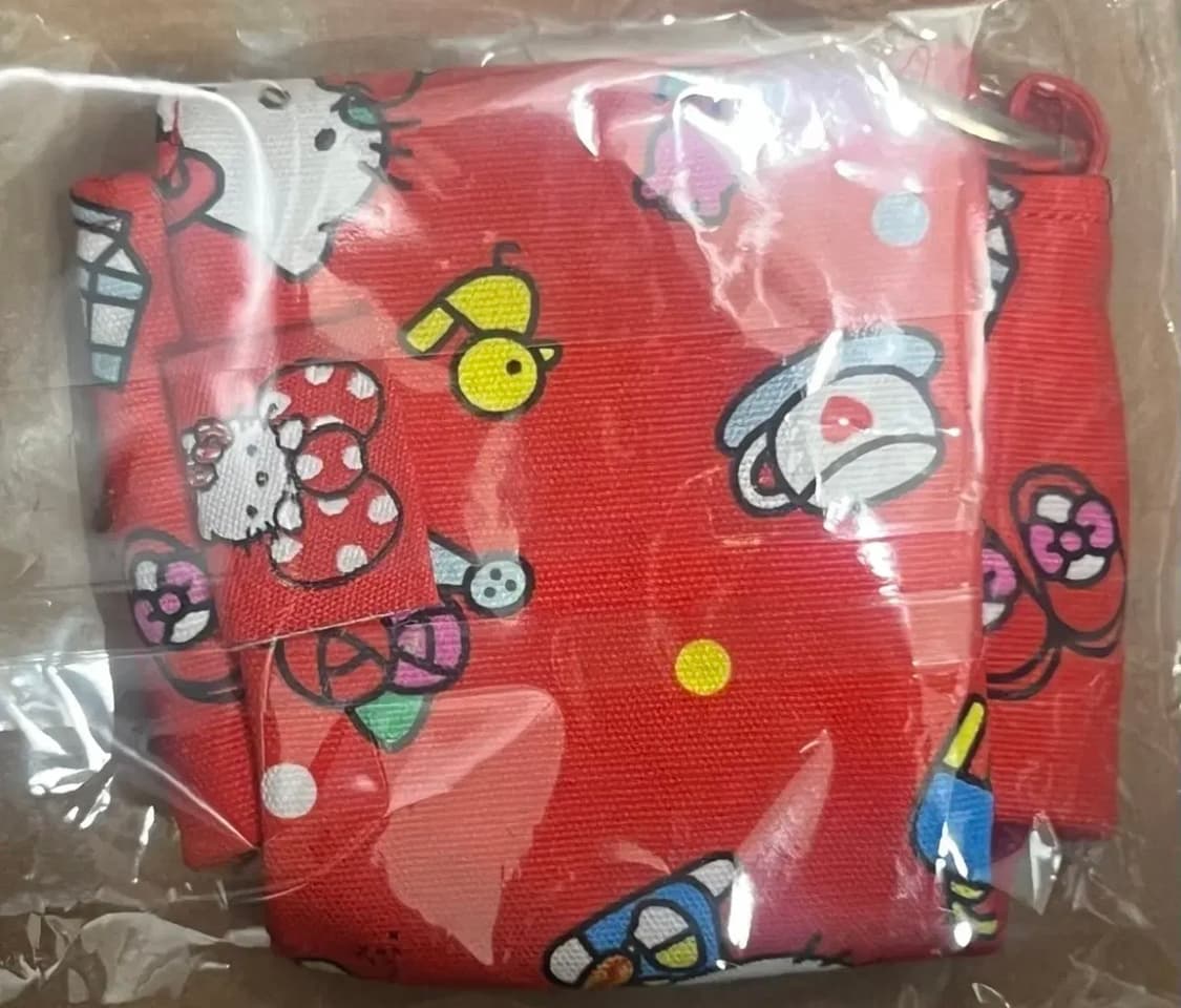 (새제품)헬로키티 패브릭 에어팟 케이스 상품이미지2