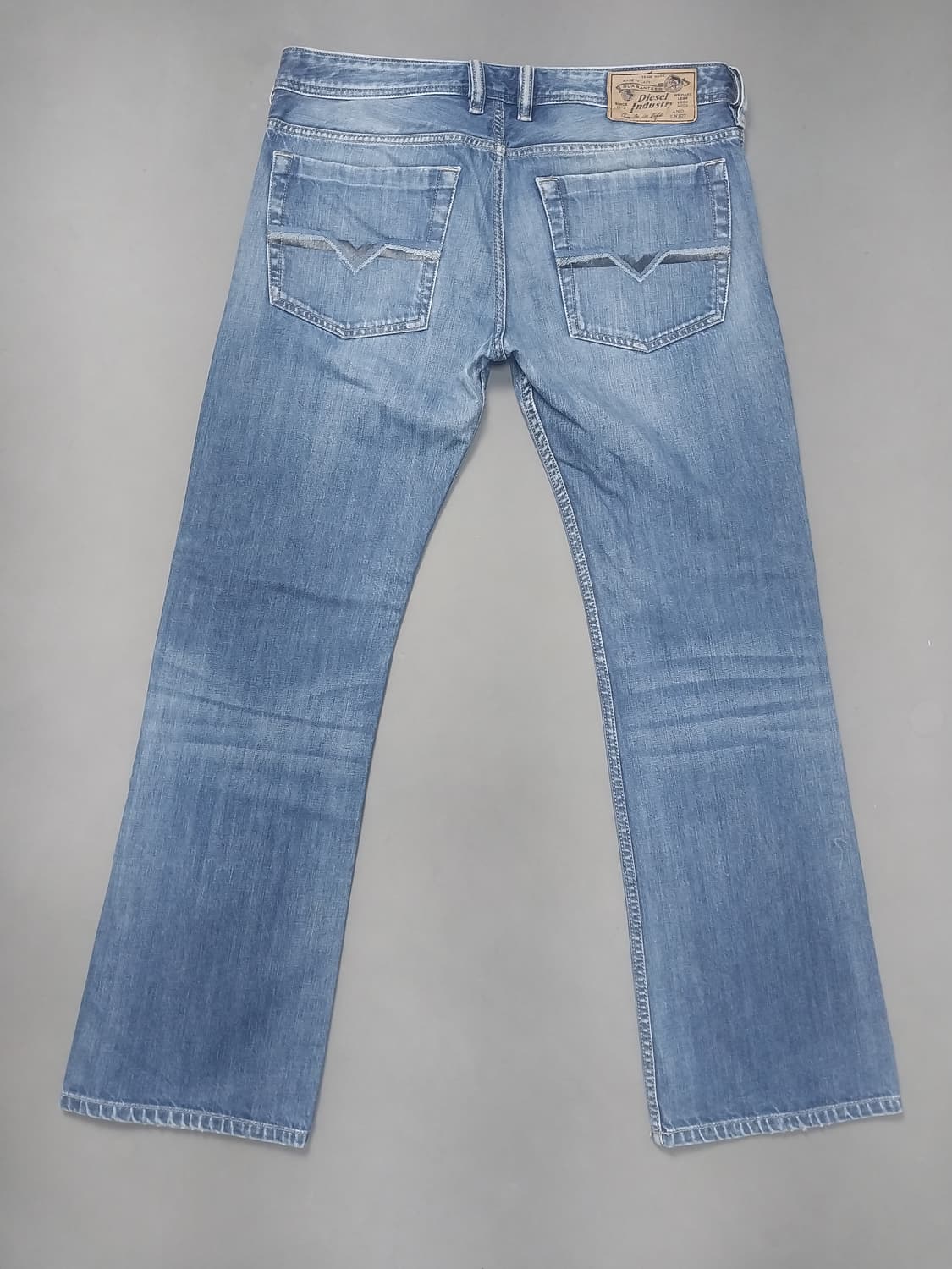 [31] 디젤 자티니 레귤러 부츠컷진 청바지 상품이미지7