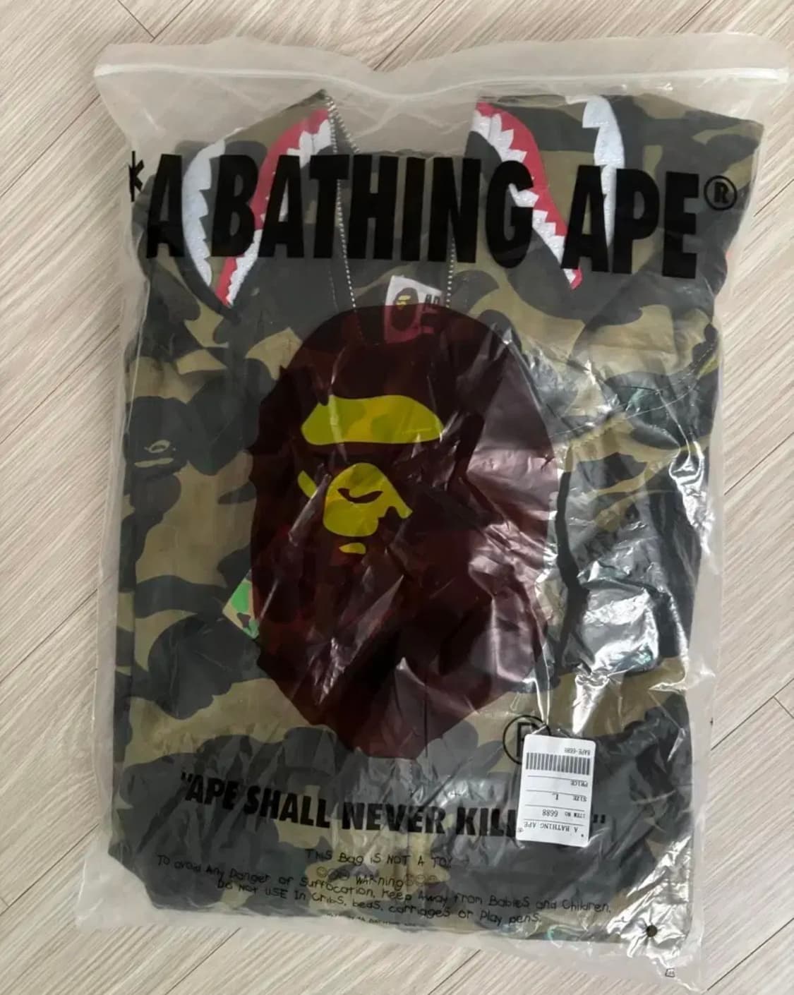 베이프 L 후드집업 상품이미지1