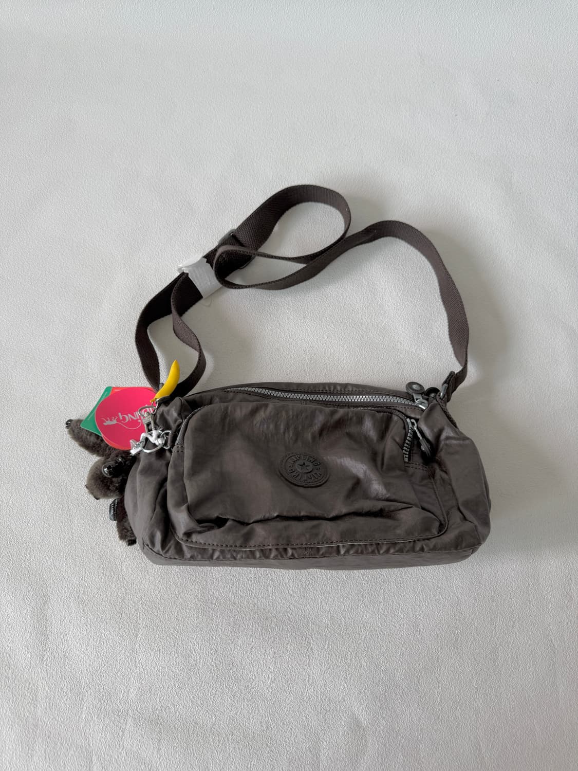 키플링(Kipling) 크로스백(코팅원단, 택 달린 제품) 상품이미지1