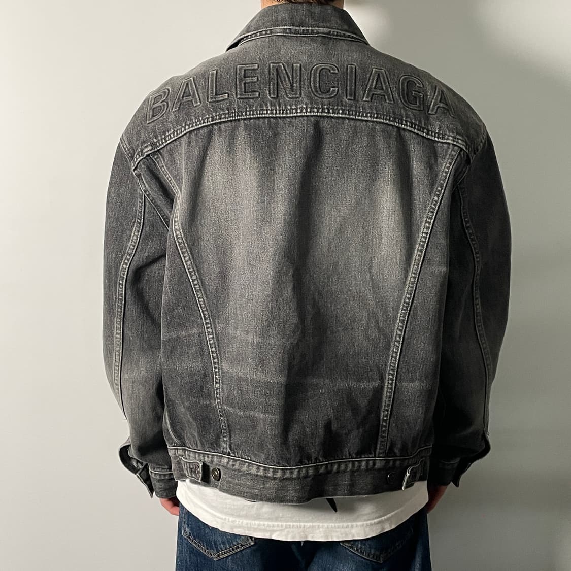 발렌시아가 백로고 흑청 데님자켓 (on.603)   상품이미지1