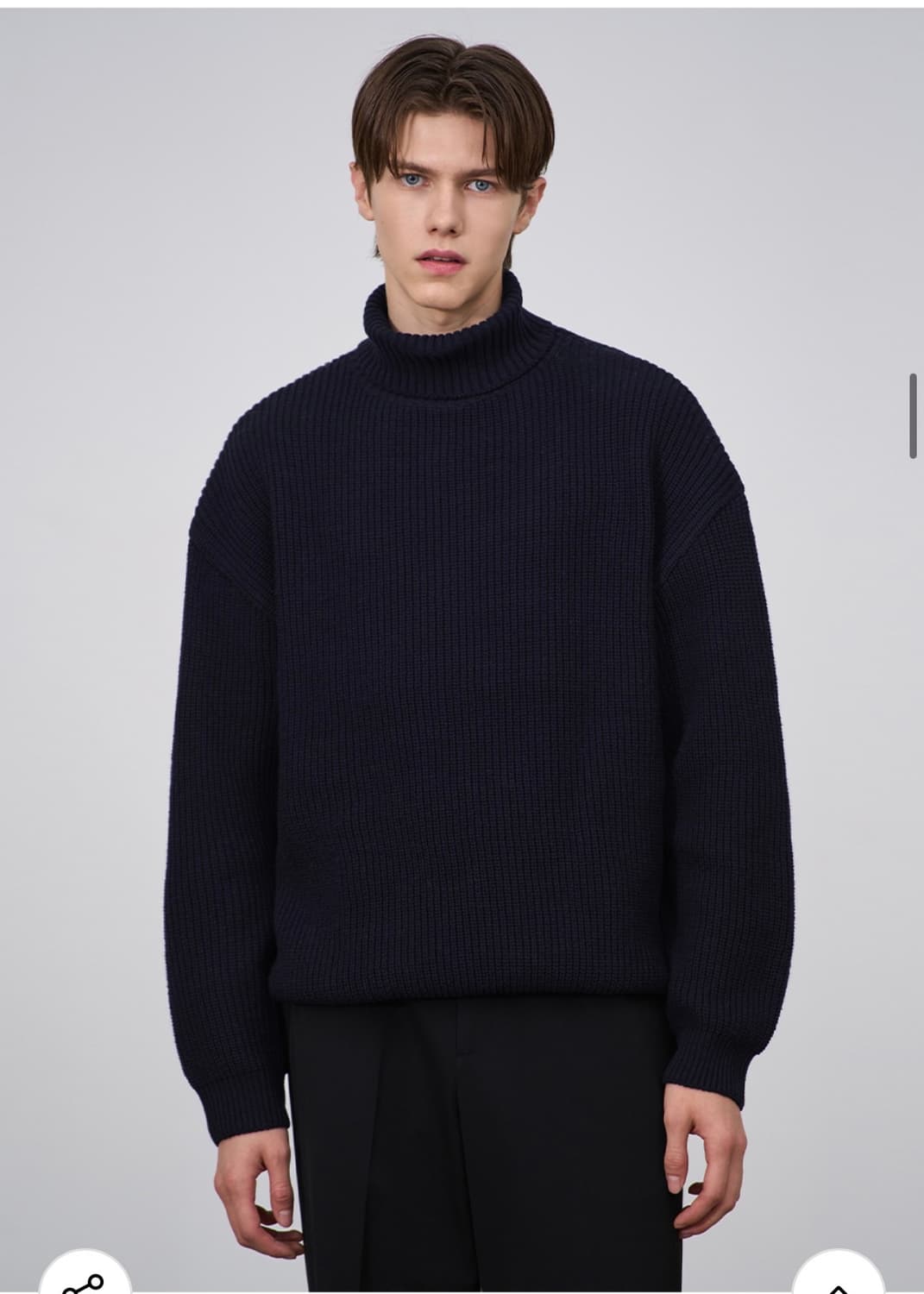 (새상품(L) 드로우핏 하찌 벌키 터틀넥 니트 [NAVY] 판매 상품이미지5